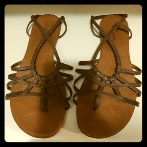 Volcom strappy sandals size 8.5 gladiator brown